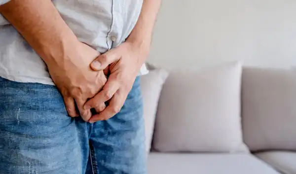 علائم پیچش بیضه + علت و درمان و راههای پیشگیری از آن
