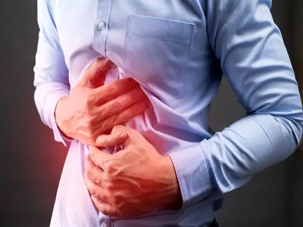 علائم زخم اثنی عشر + علت و درمان و راههای پیشگیری از آن