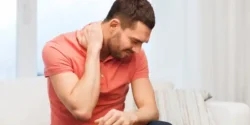 عوارض گرفتگی عضلات + تشخیص و راههای پیشگیری و درمان آن