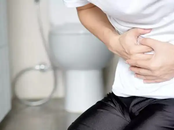 عوارض گرفتگی عضلات شکم + تشخیص و راههای پیشگیری و درمان آن