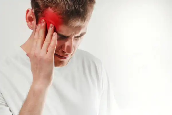 عوارض میگرن عصبی + تشخیص و راههای پیشگیری و درمان آن