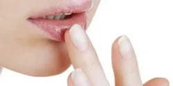 عوارض پوست پوست شدن لب + تشخیص و راههای پیشگیری و درمان آن