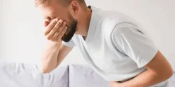 عوارض حالت تهوع صبحگاهی + تشخیص و راههای پیشگیری و درمان آن