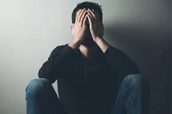 عوارض ذهن مشغول + تشخیص و راههای پیشگیری و درمان آن